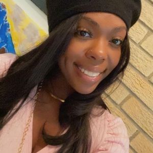 Meet your Posher, Stayaht